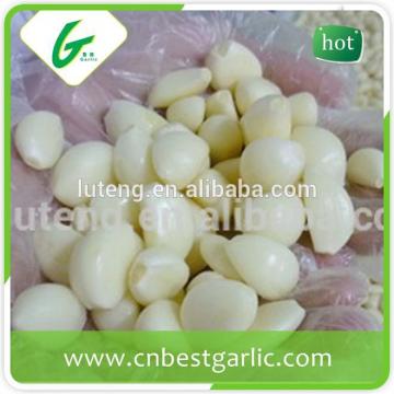 2015 new crop fresh peeled garlic packed in jar factory in jinxiang
