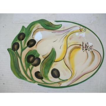Clay Art Olives &amp; Garlic Green Black Beige Embossed White Oval Bowl