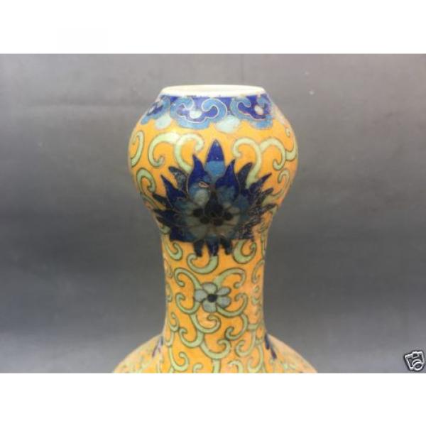 Beautiful Chinese porcelain. Pinch silk flower grain lines garlic bottles #3 image
