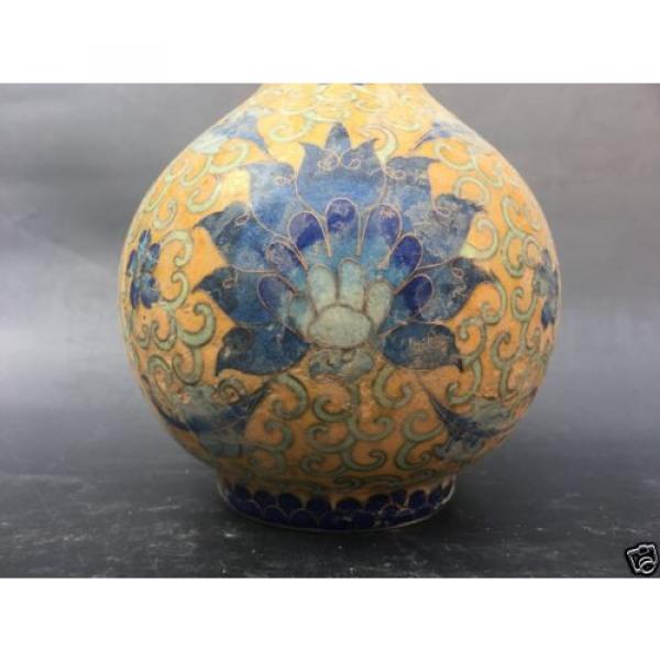Beautiful Chinese porcelain. Pinch silk flower grain lines garlic bottles #5 image