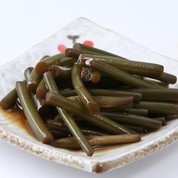[KOREAN KIMCHI FOOD] Garlic Stem Pickle seasoned with soy sauce 1kg / Maneuljong #1 image