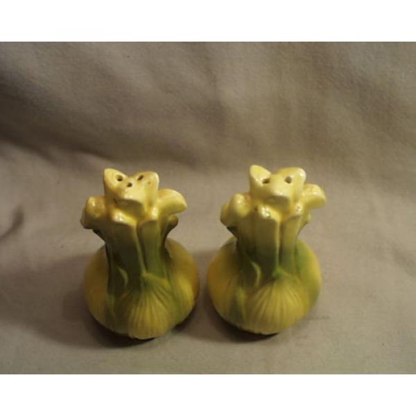 Vintage Ceramic Porcelain Yellow &amp; Green Onion Garlic Salt/Pepper Shakers. Japan #5 image