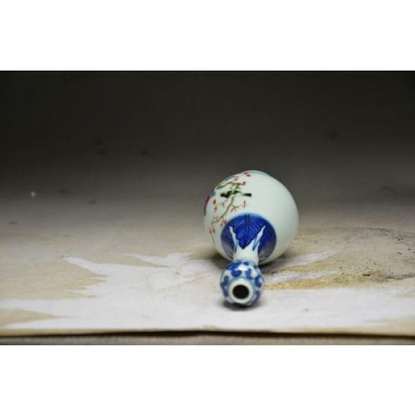 Sublime Chinese blue and white porcelain hand painting people garlic shape vase #2 image