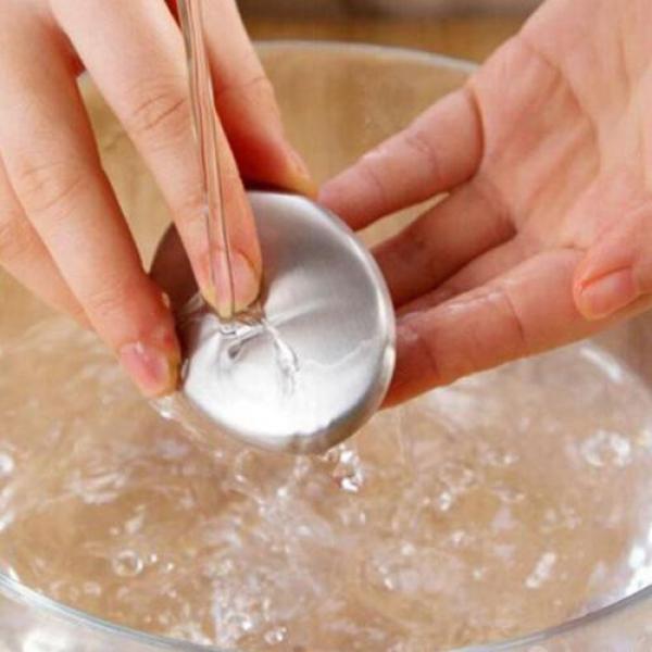*UK Seller* Stainless Steel Soap Kitchen Eliminating Remove Garlic Odor Smell #4 image