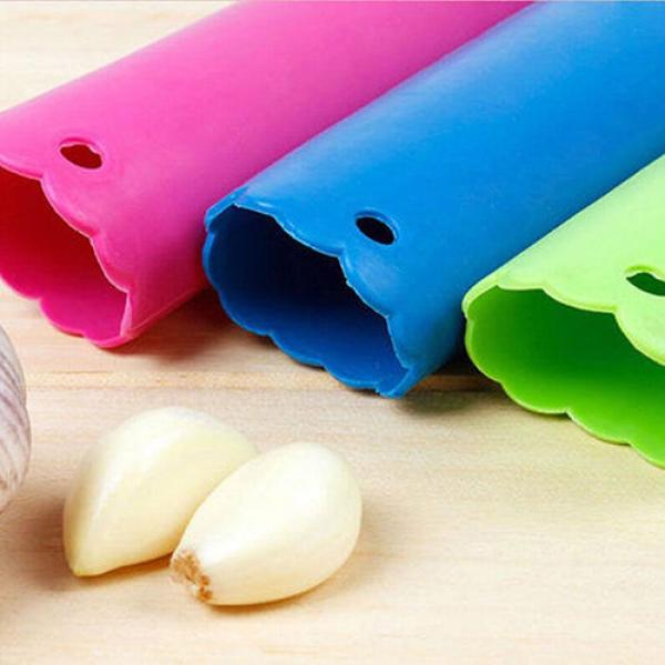 1 x Silicone GARLIC PEELER HELPER - A necessity for every kitchen -Pink or Green #2 image